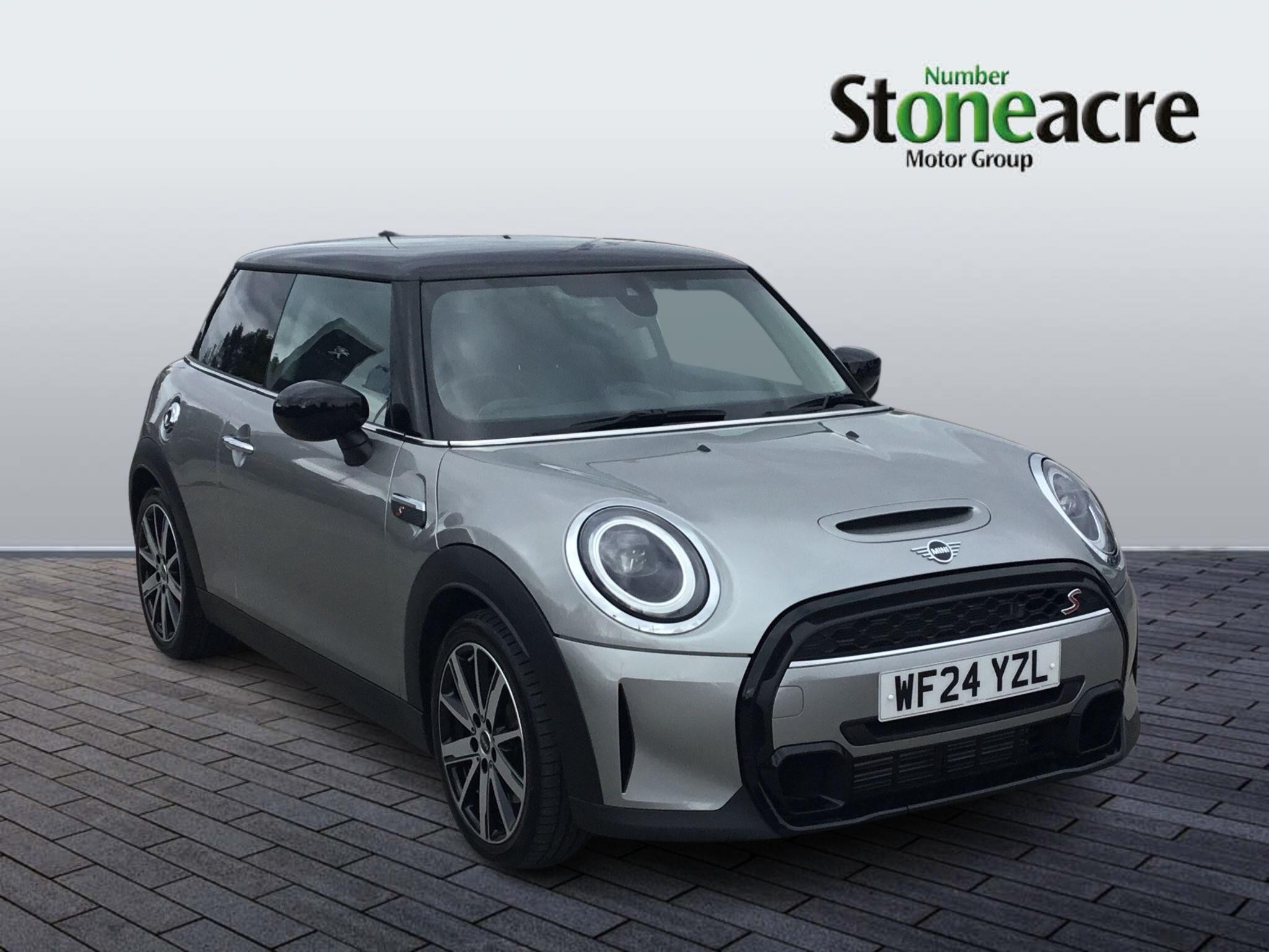 Main listing image - MINI Hatchback