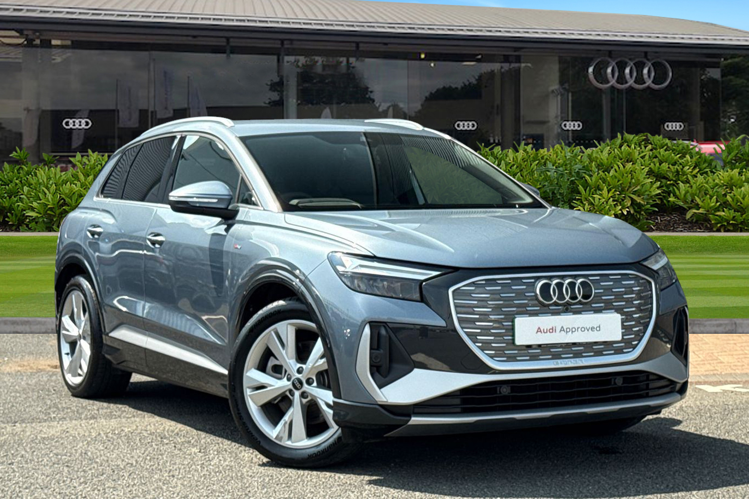 Main listing image - Audi Q4