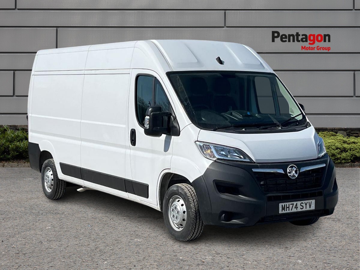 Main listing image - Vauxhall Movano