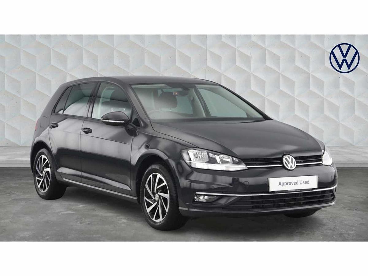 Main listing image - Volkswagen Golf