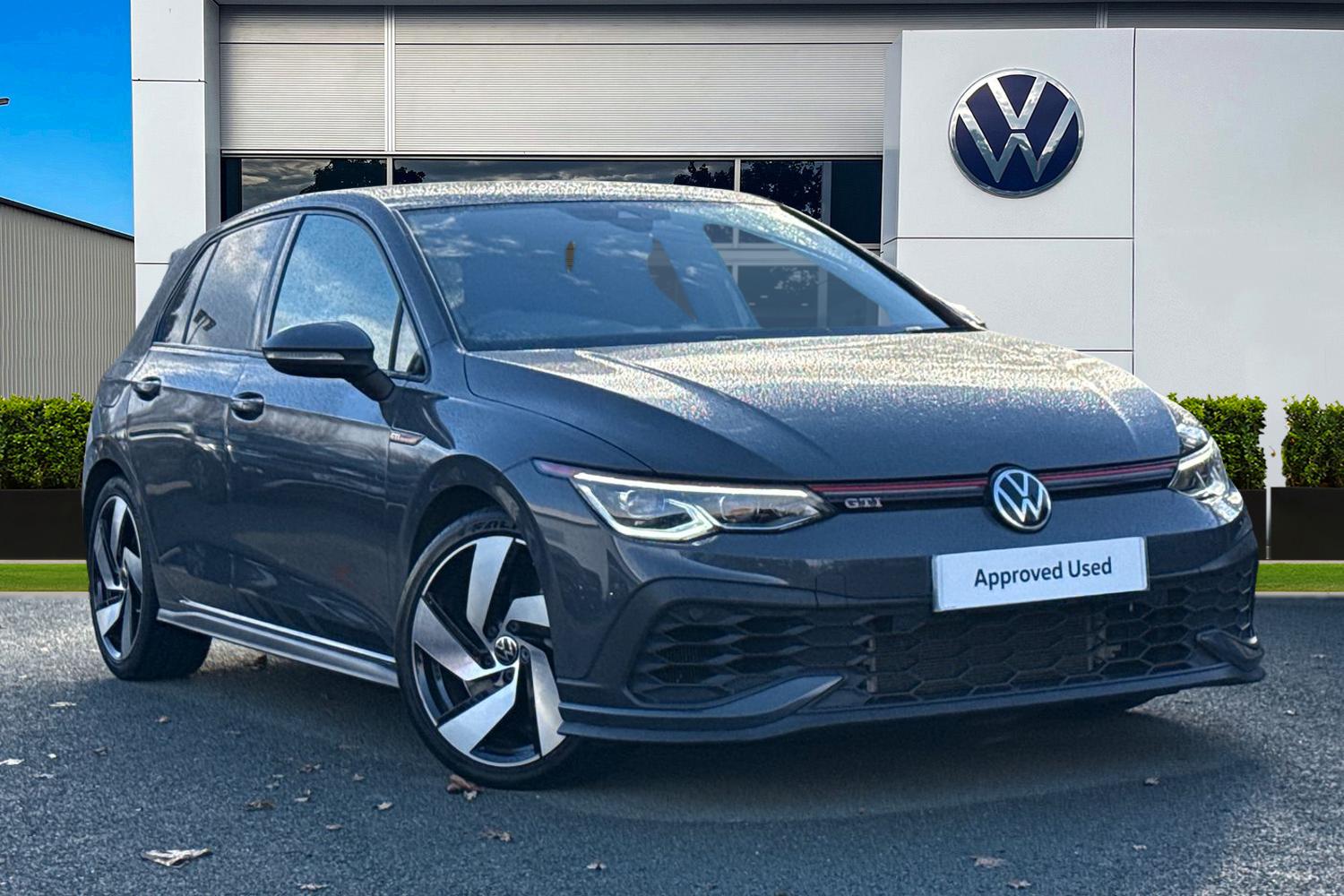 Main listing image - Volkswagen Golf GTI