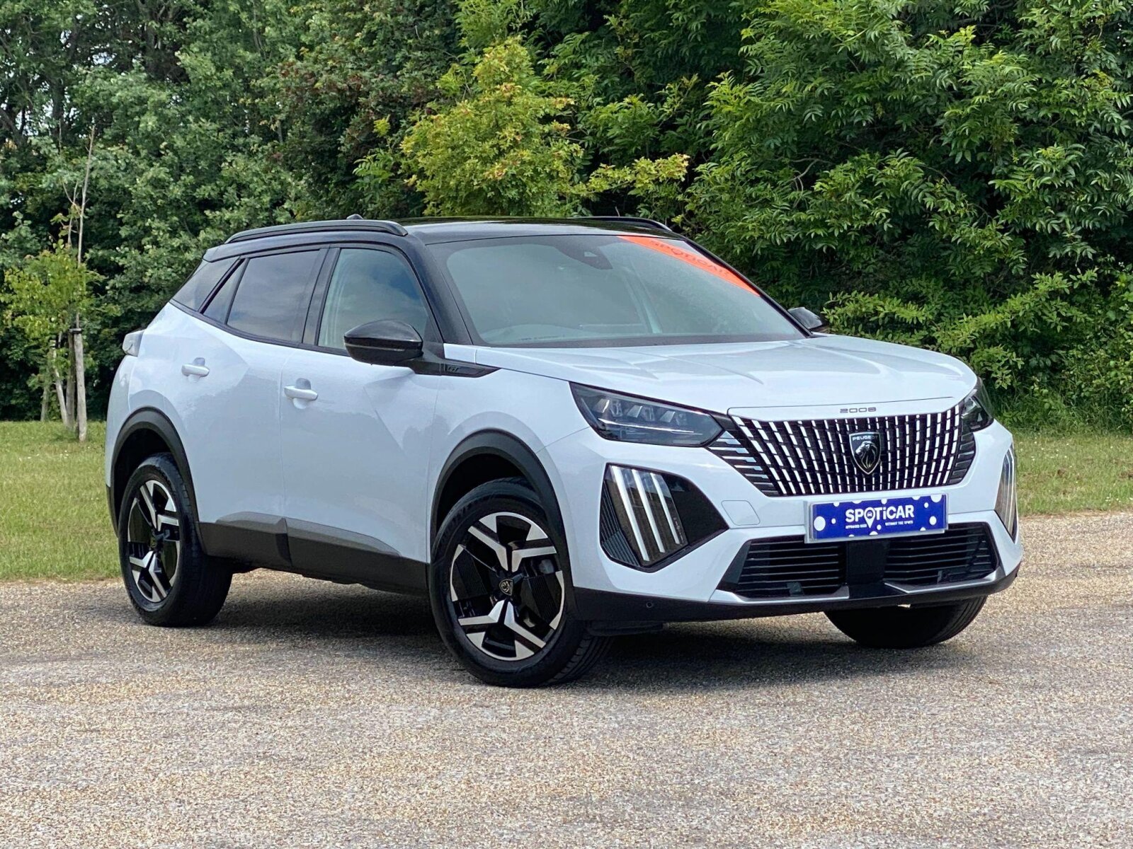 Main listing image - Peugeot 2008