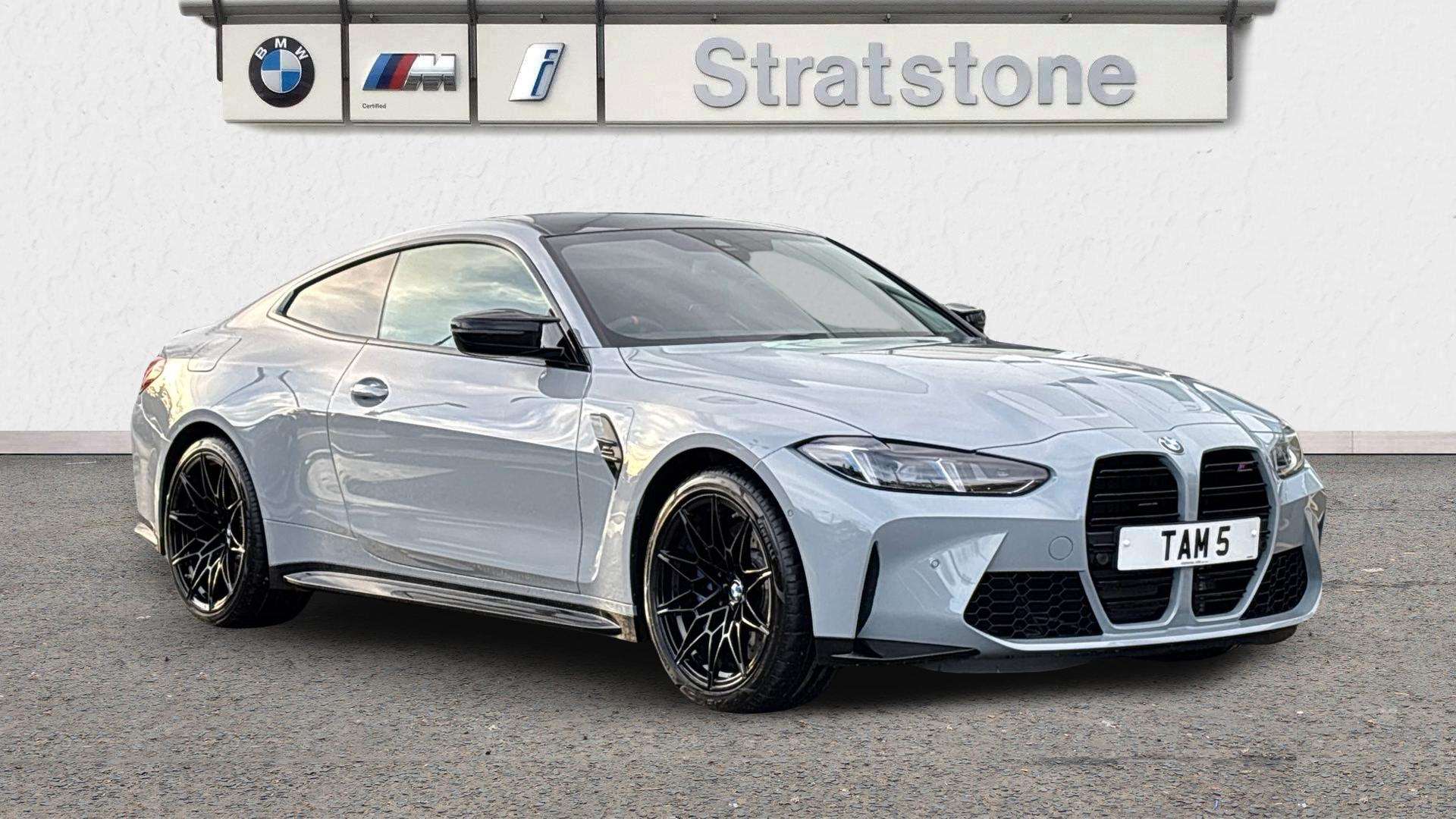 Main listing image - Land Rover Defender