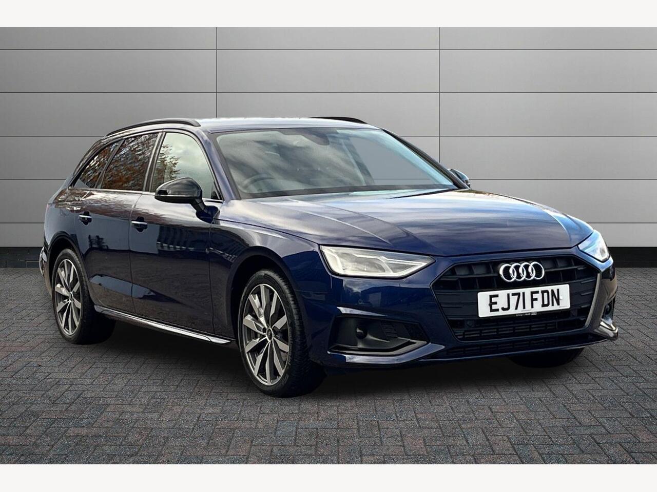 Main listing image - Audi A4 Avant