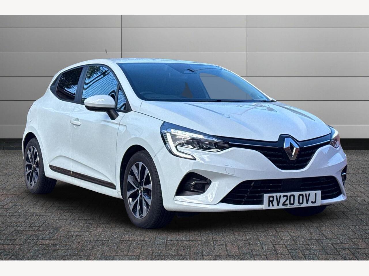 Main listing image - Renault Clio