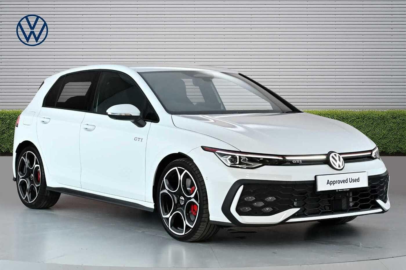 Main listing image - Volkswagen Golf