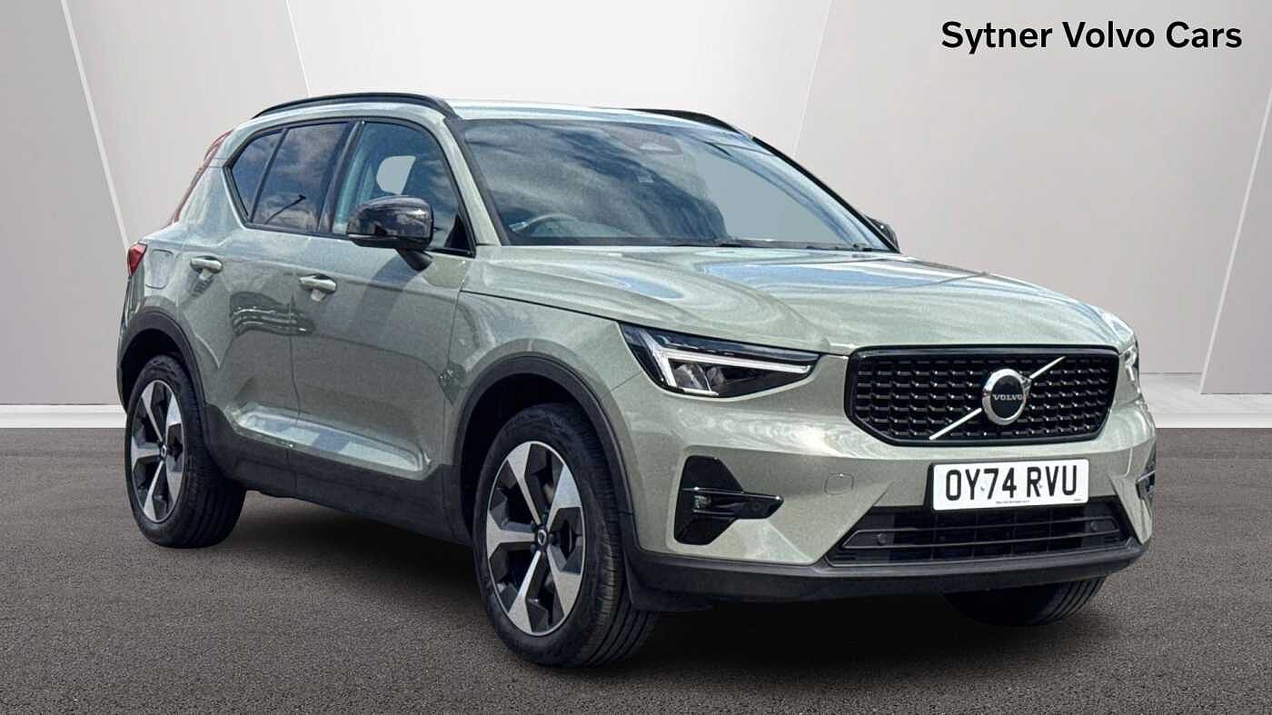 Main listing image - Volvo XC40