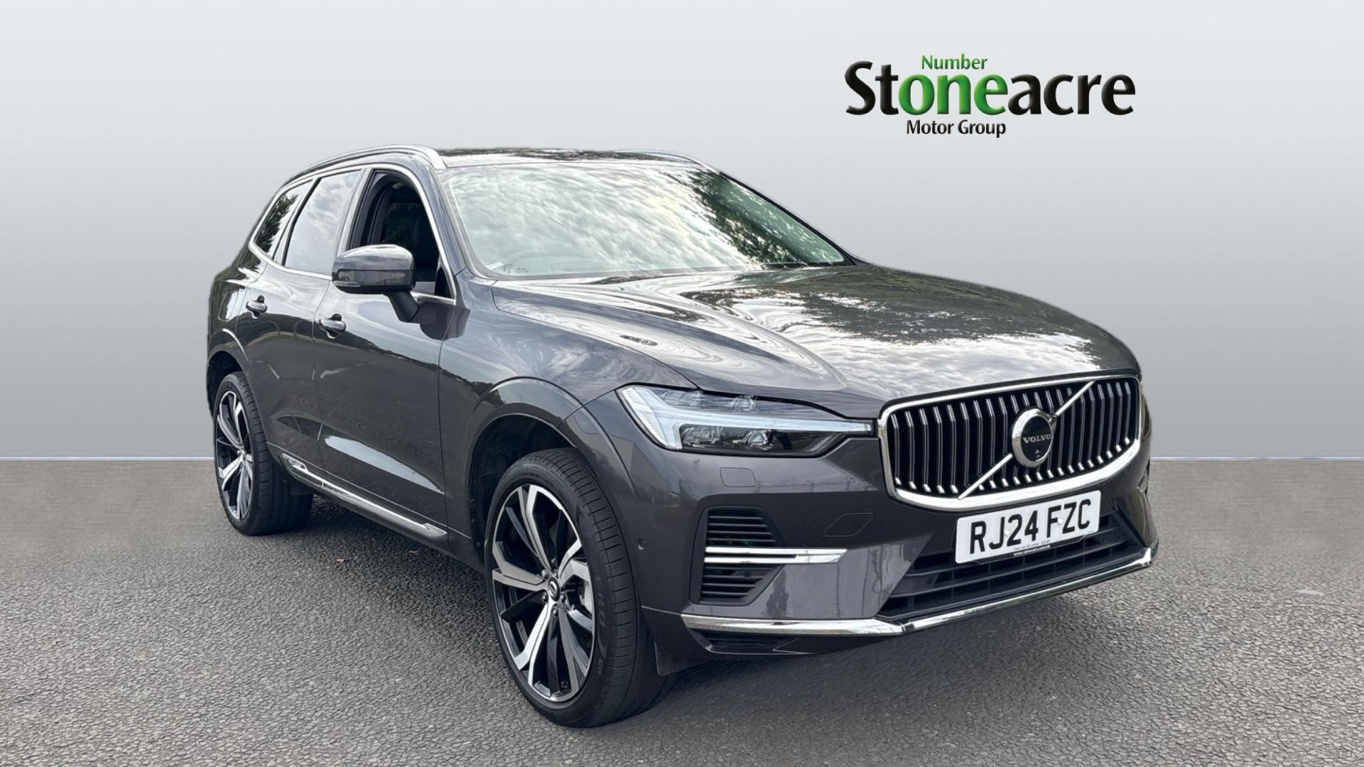 Main listing image - Volvo XC60