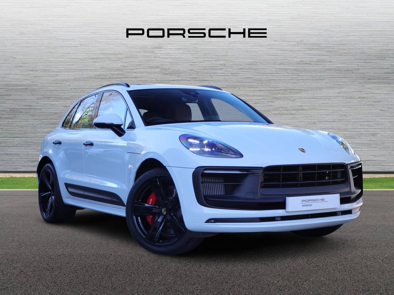 Main listing image - Porsche Macan