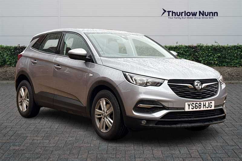 Main listing image - Vauxhall Grandland X