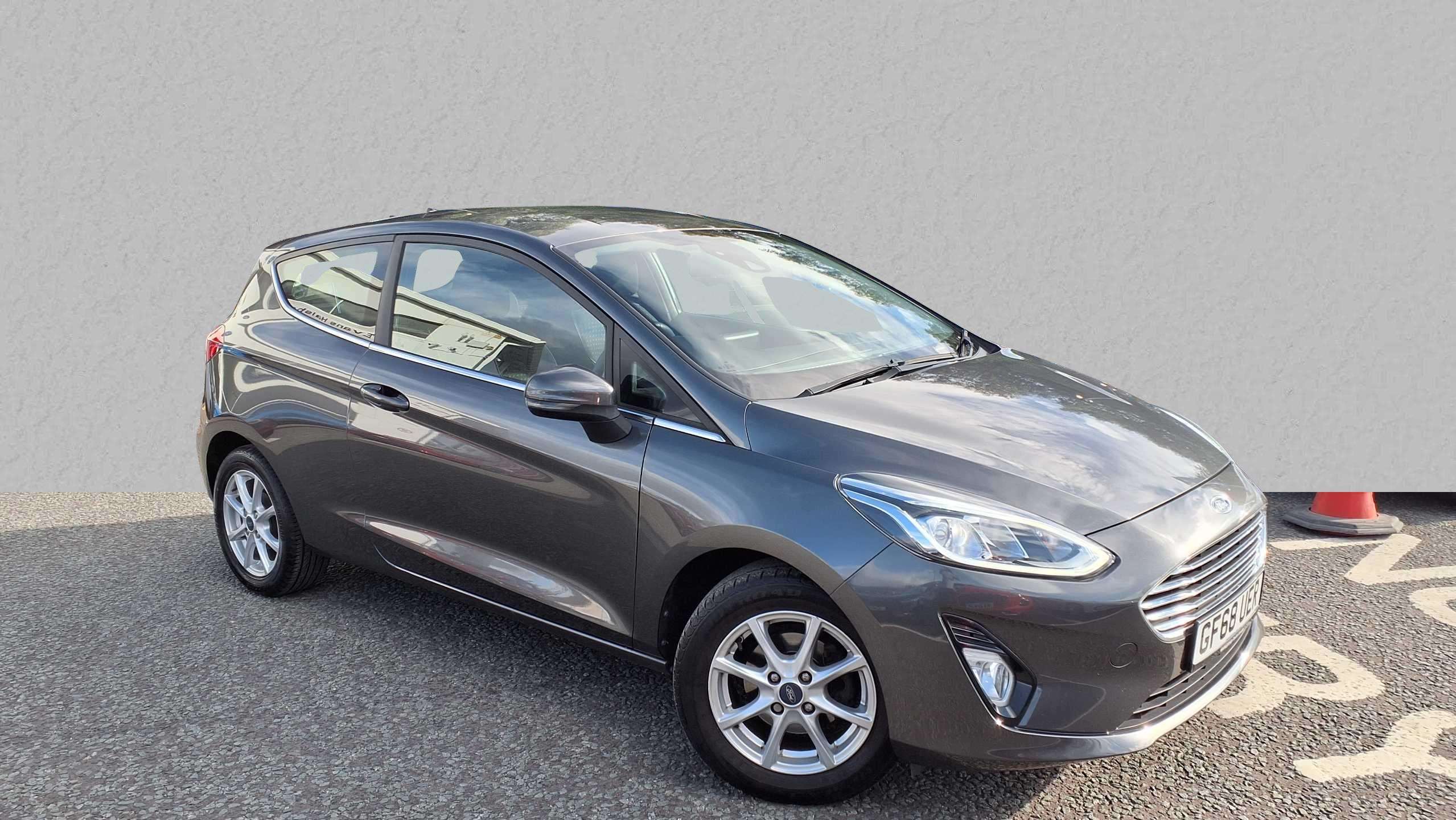 Main listing image - Ford Fiesta