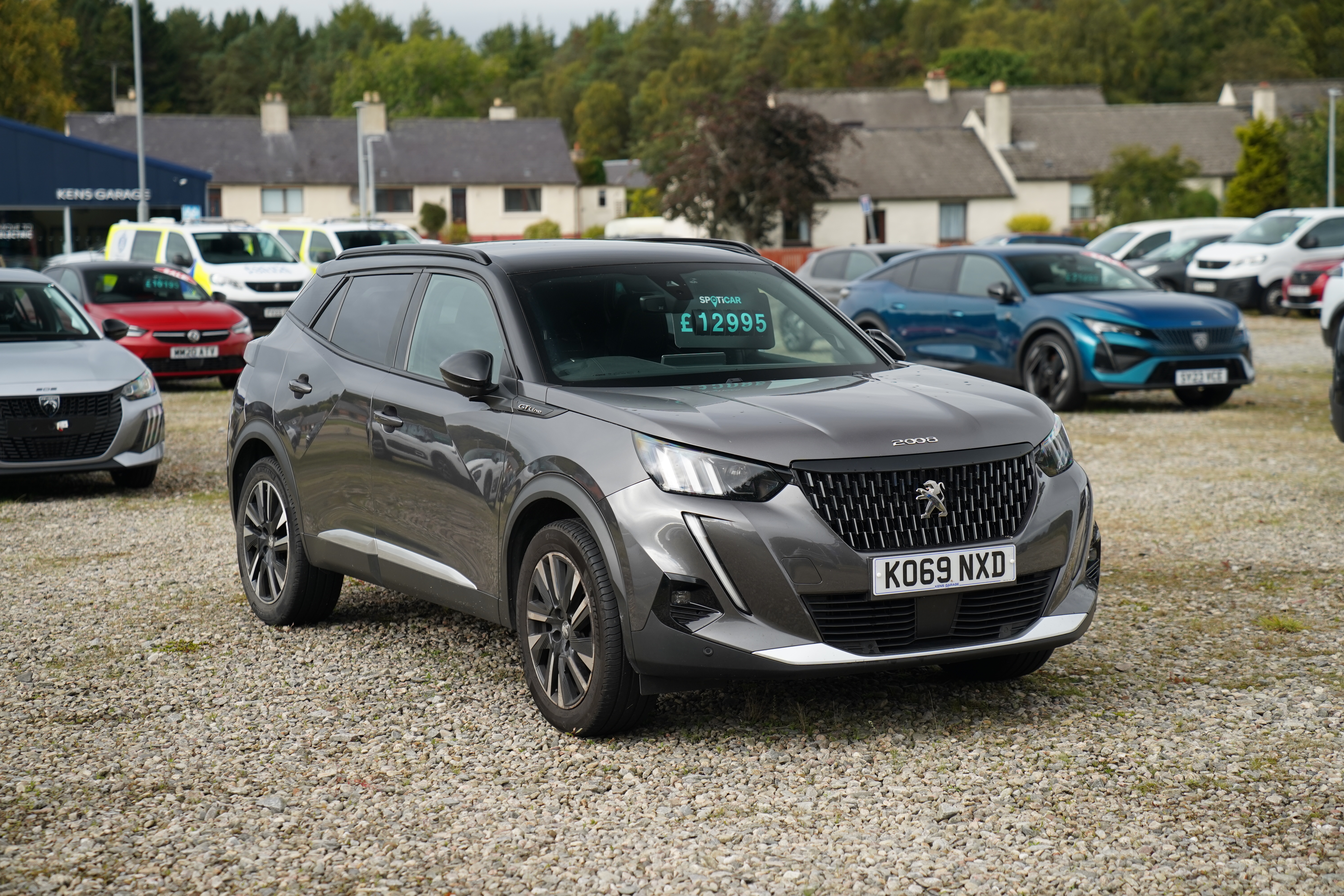 Main listing image - Peugeot 2008