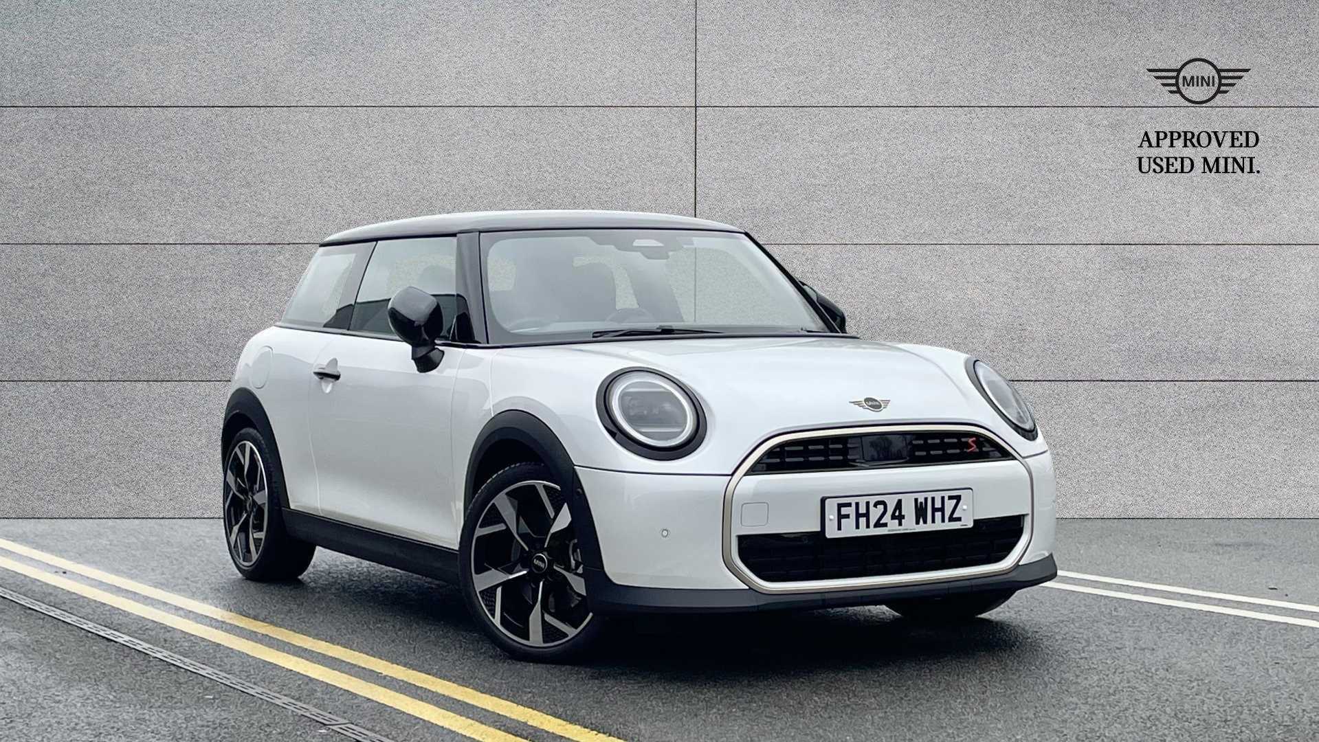 Main listing image - MINI Hatchback