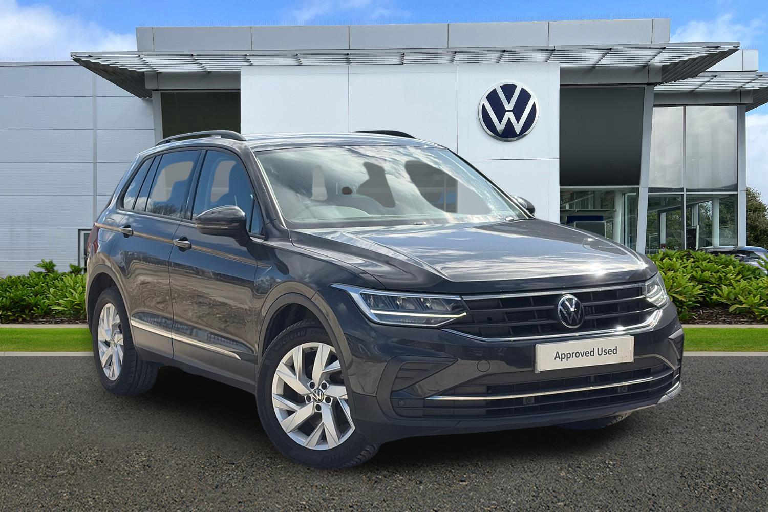 Main listing image - Volkswagen Tiguan