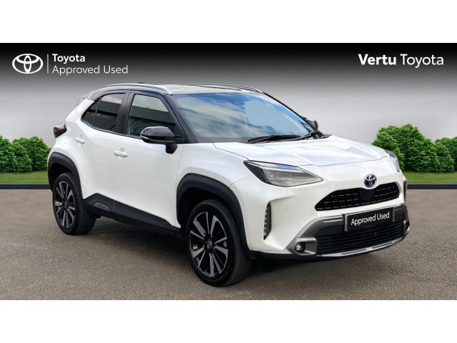 Main listing image - Toyota Yaris Cross