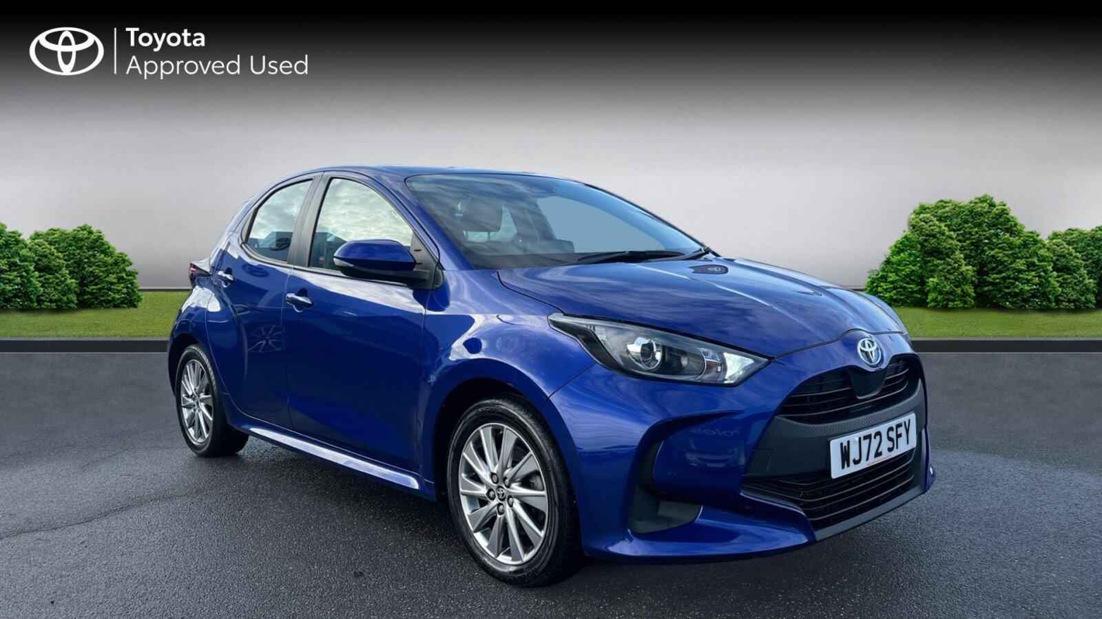 Main listing image - Toyota Yaris