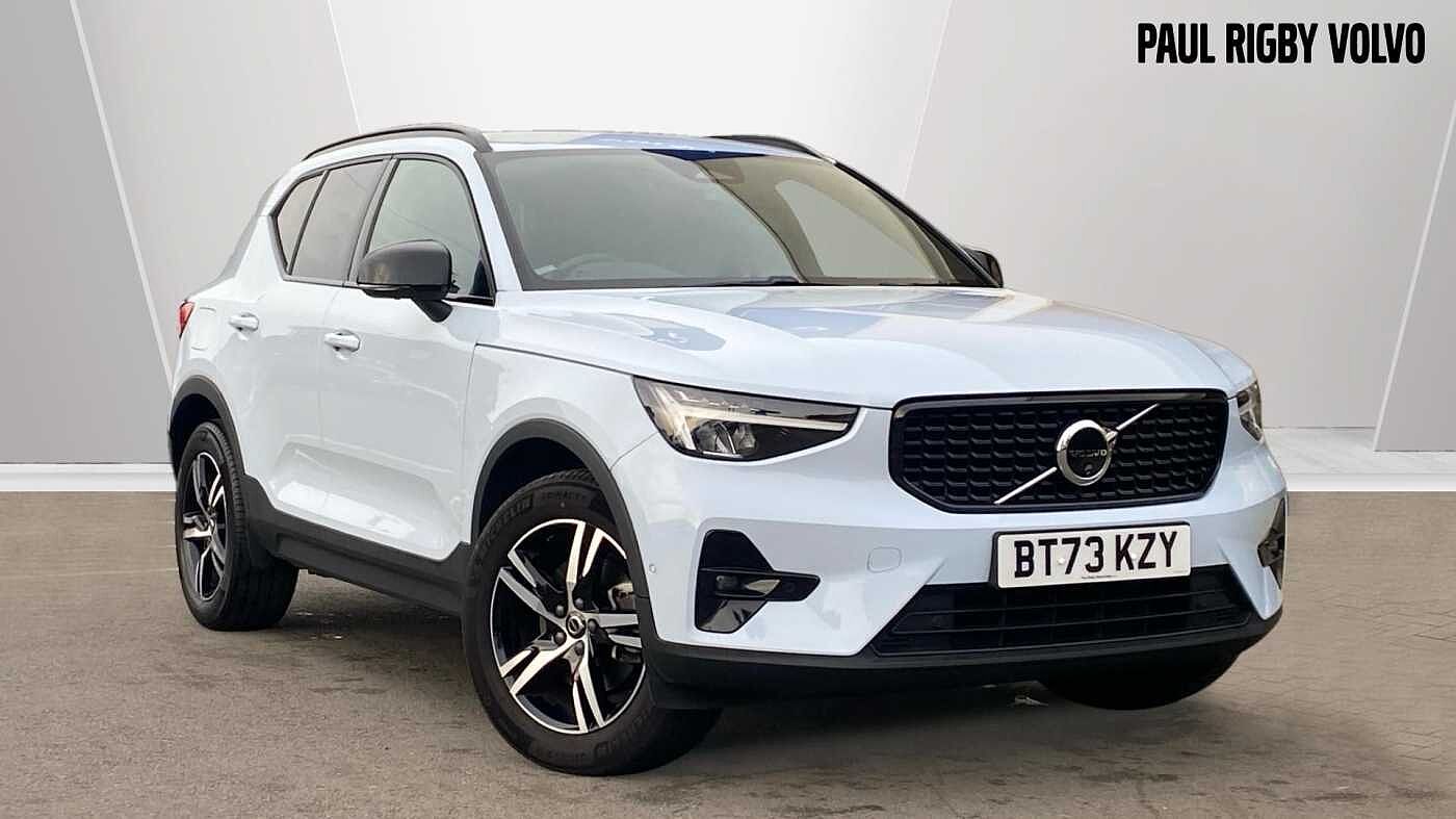 Main listing image - Volvo XC40