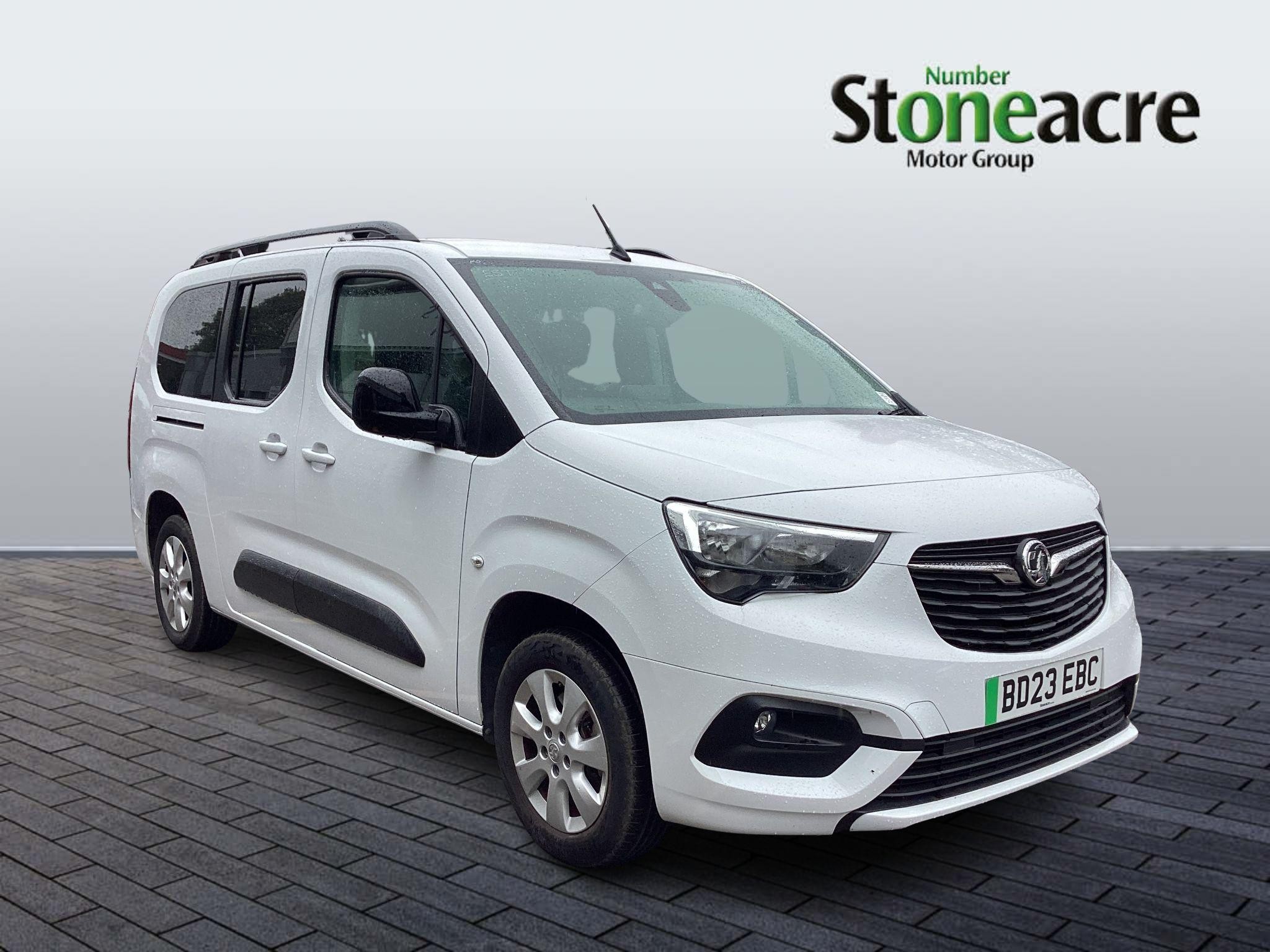 Main listing image - Vauxhall Combo Life-e