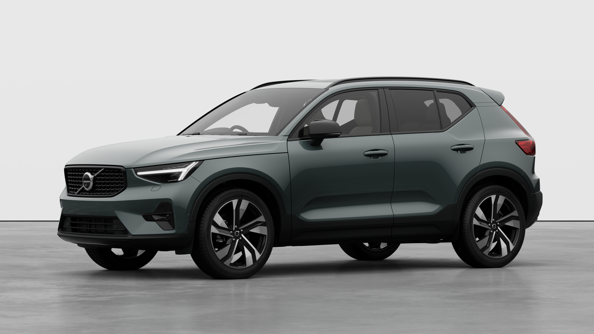 Main listing image - Volvo XC40
