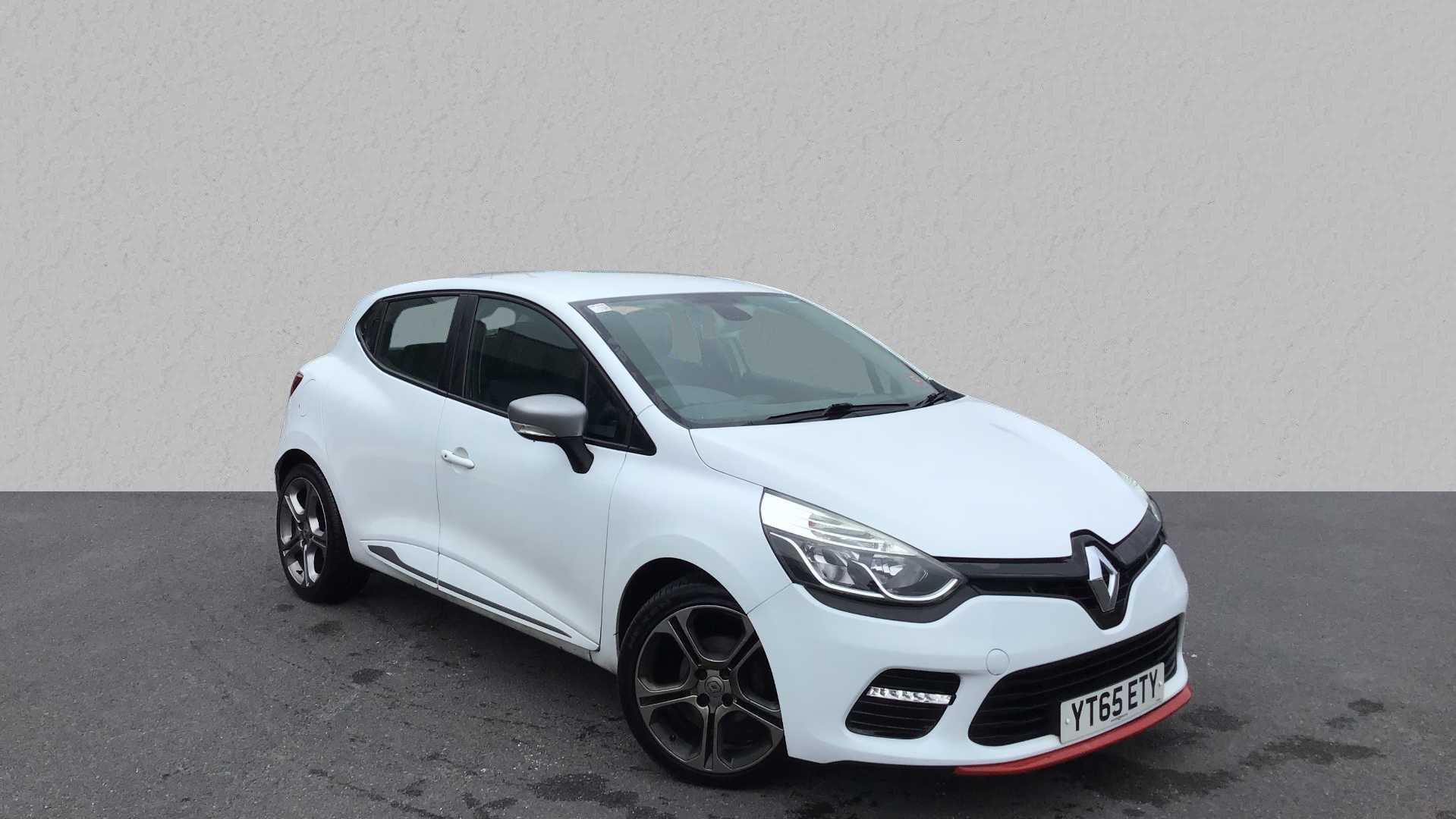 Main listing image - Renault Clio