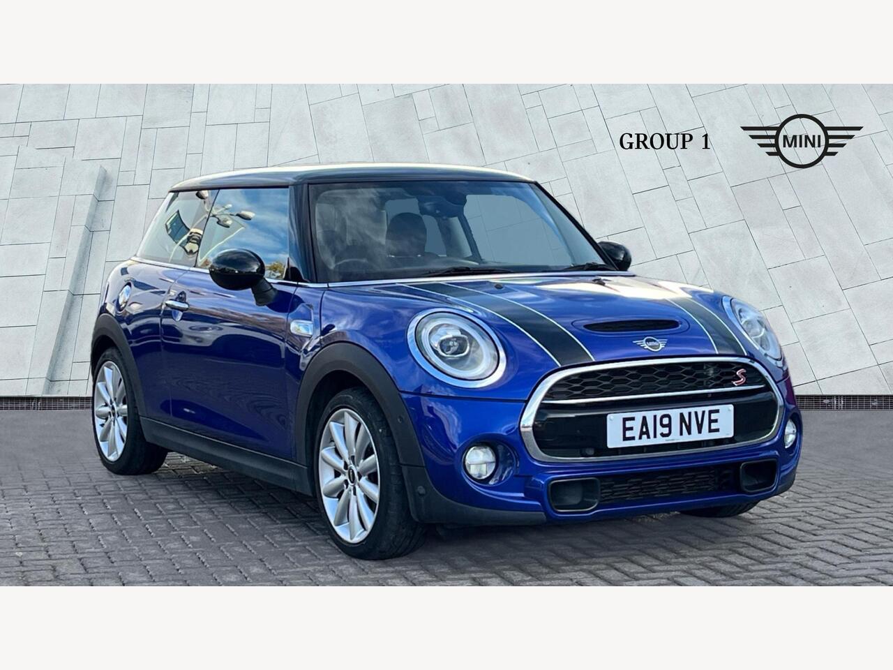 Main listing image - MINI Hatchback