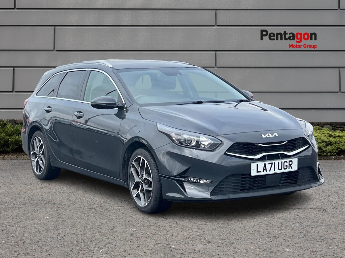 Main listing image - Kia Ceed SW