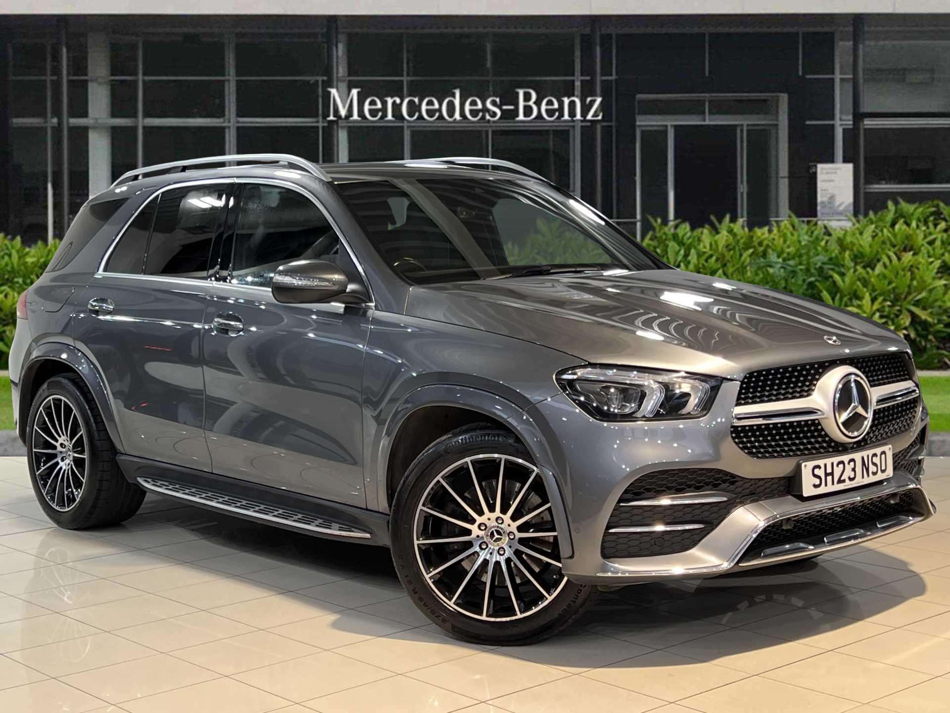 Main listing image - Mercedes-Benz GLE