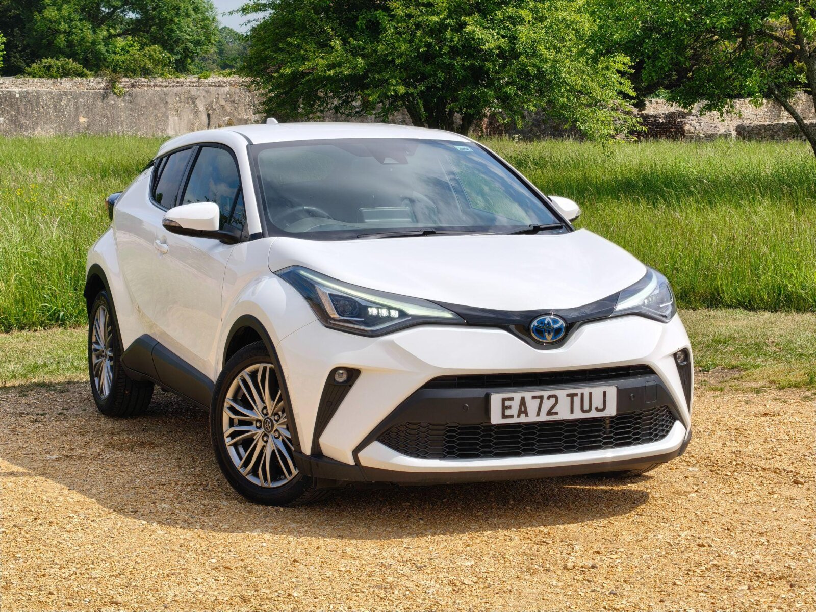 Main listing image - Toyota C-HR