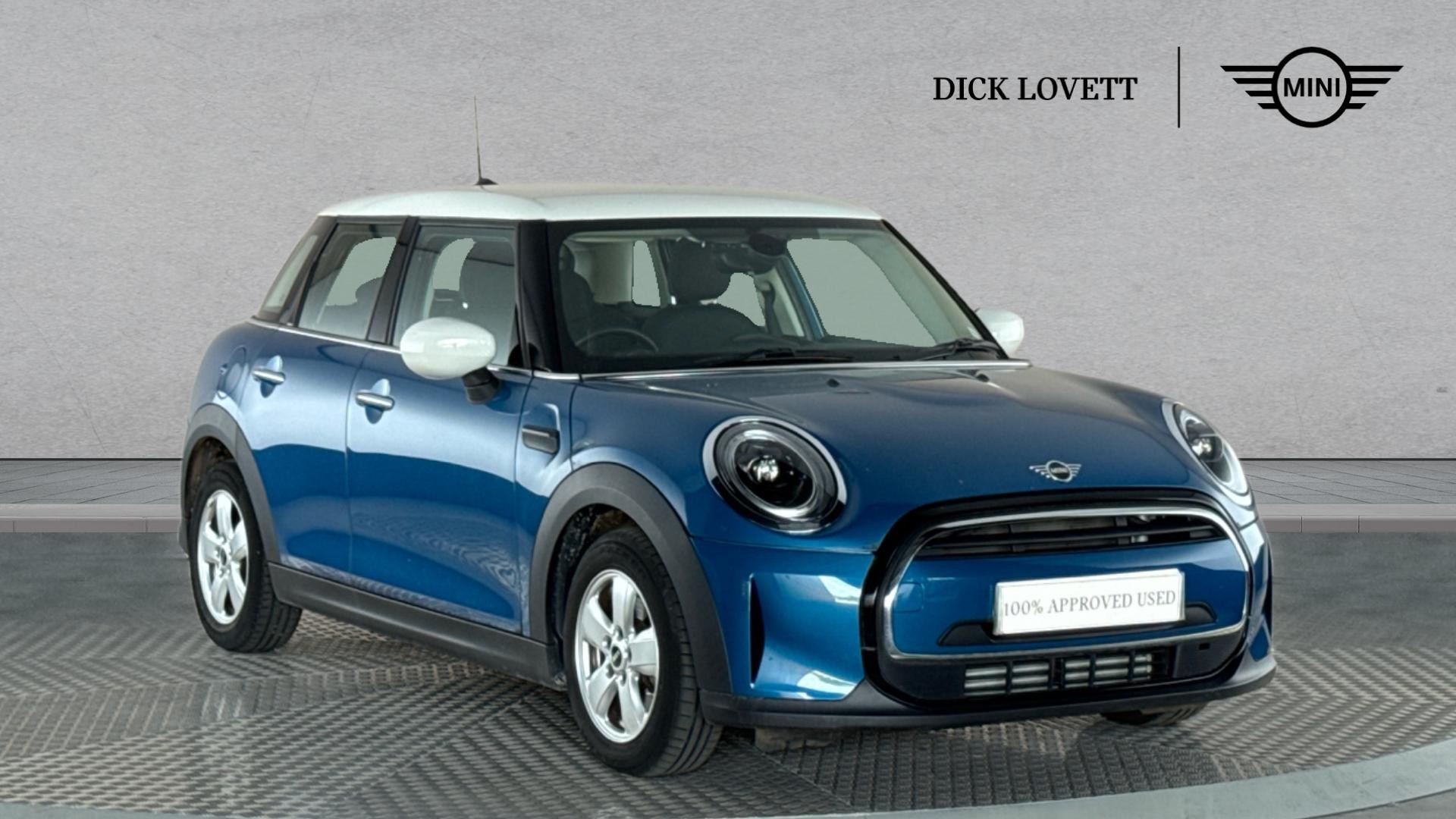 Main listing image - MINI Hatchback 5dr