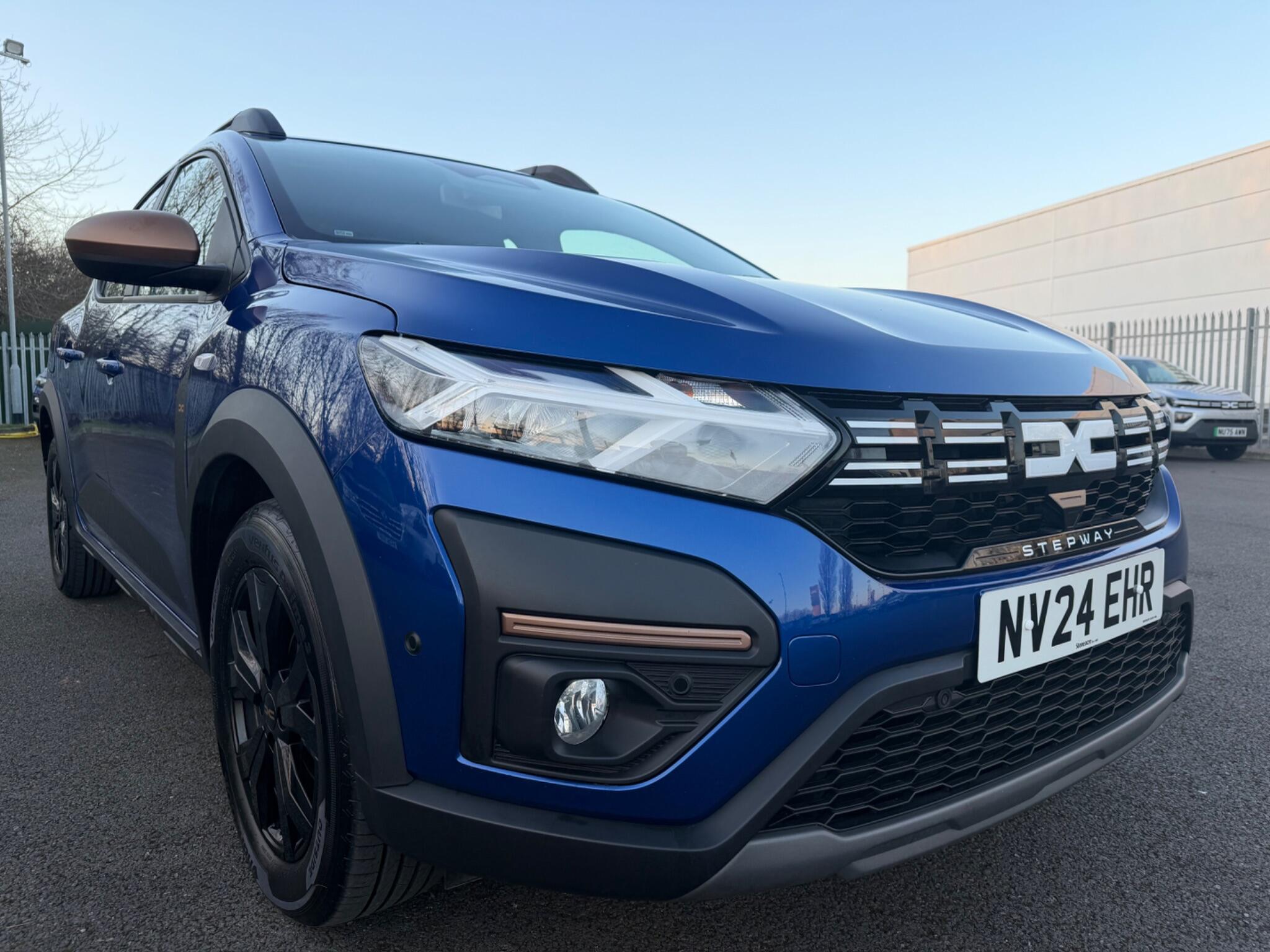 Main listing image - Dacia Sandero Stepway