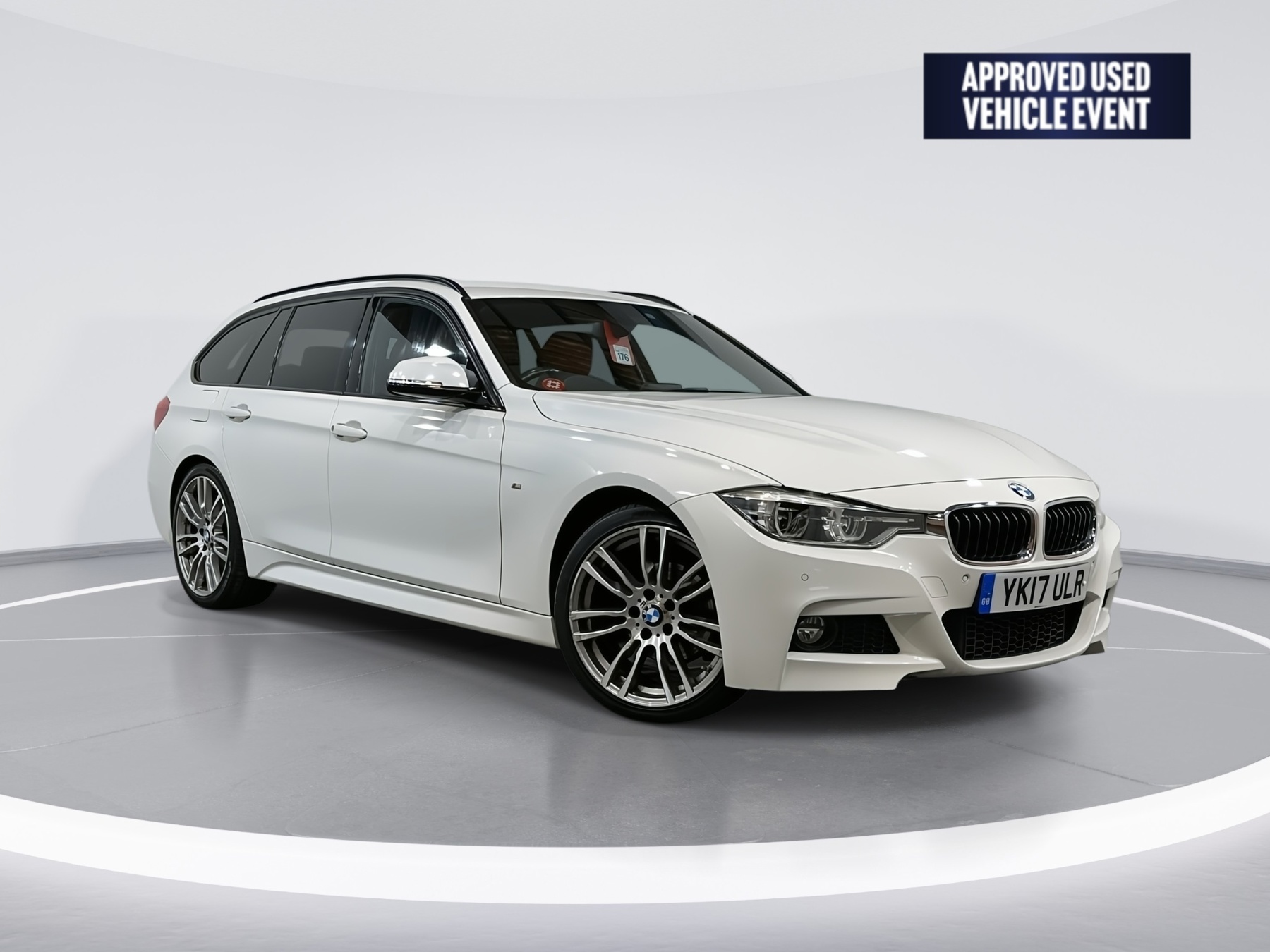 Main listing image - BMW 3 Series Touring