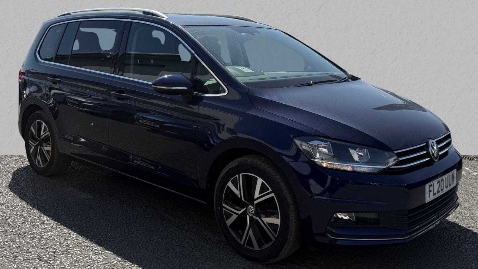 Main listing image - Volkswagen Touran