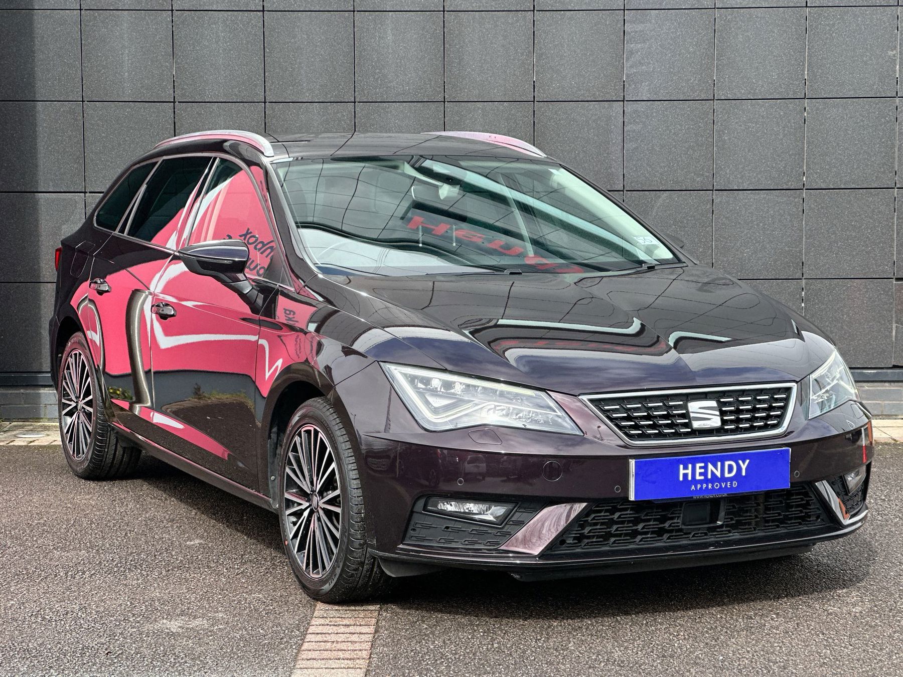 Main listing image - SEAT Leon ST