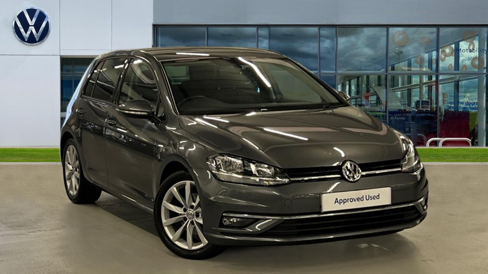 Main listing image - Volkswagen Golf