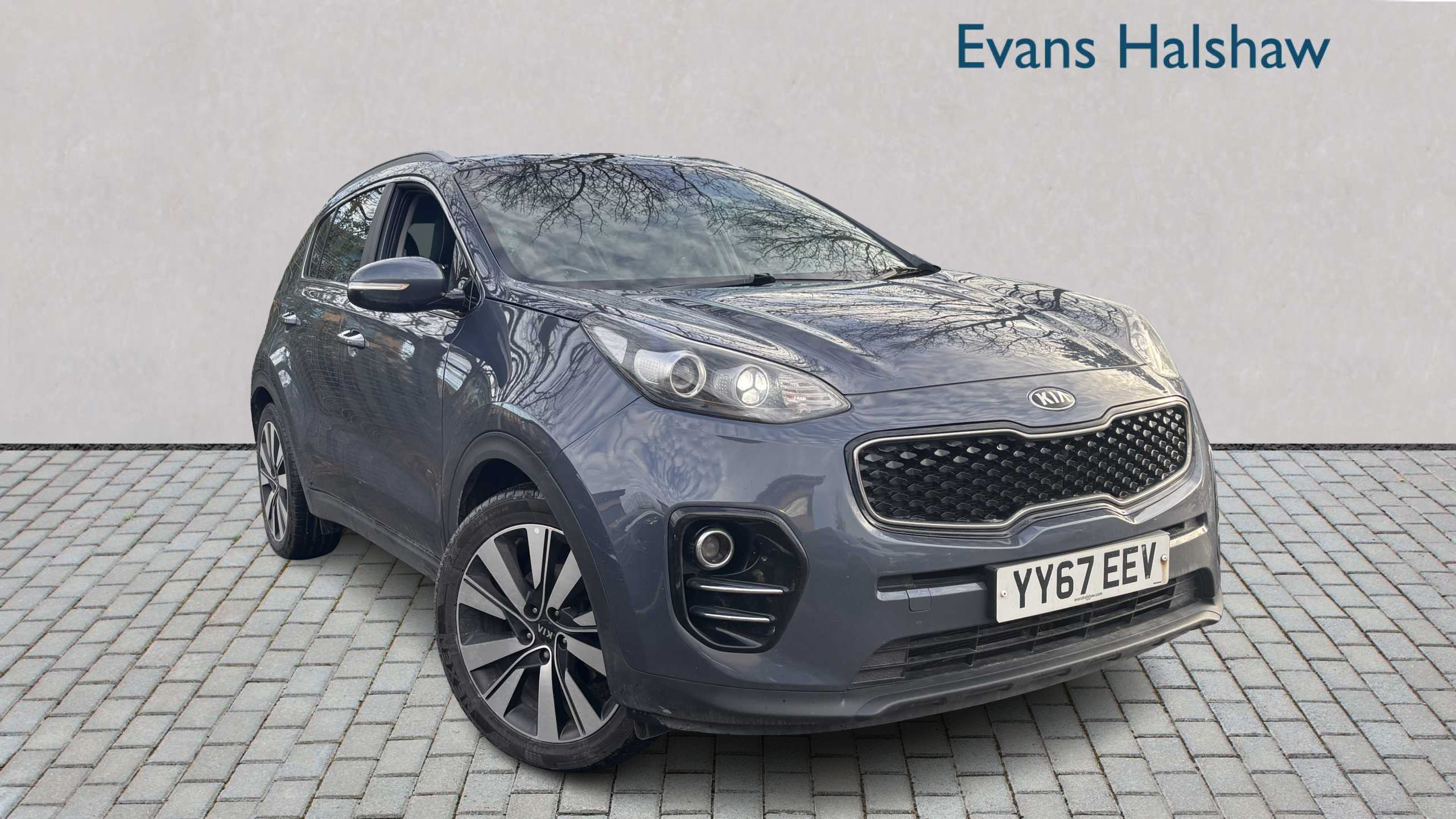 Main listing image - Kia Sportage