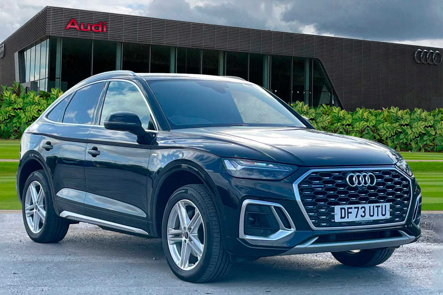 Main listing image - Audi Q5 Sportback