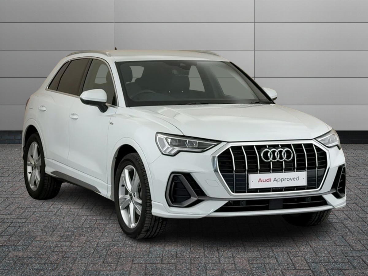 Main listing image - Audi Q3