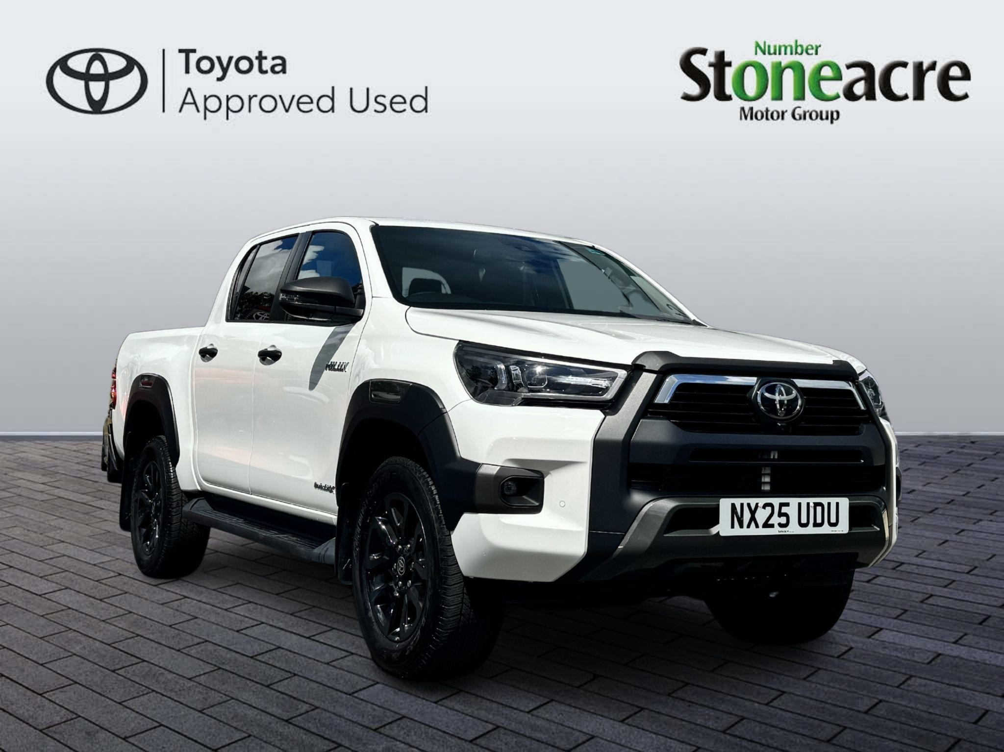Main listing image - Toyota Hilux