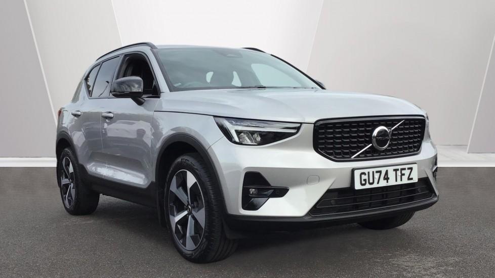 Main listing image - Volvo XC40