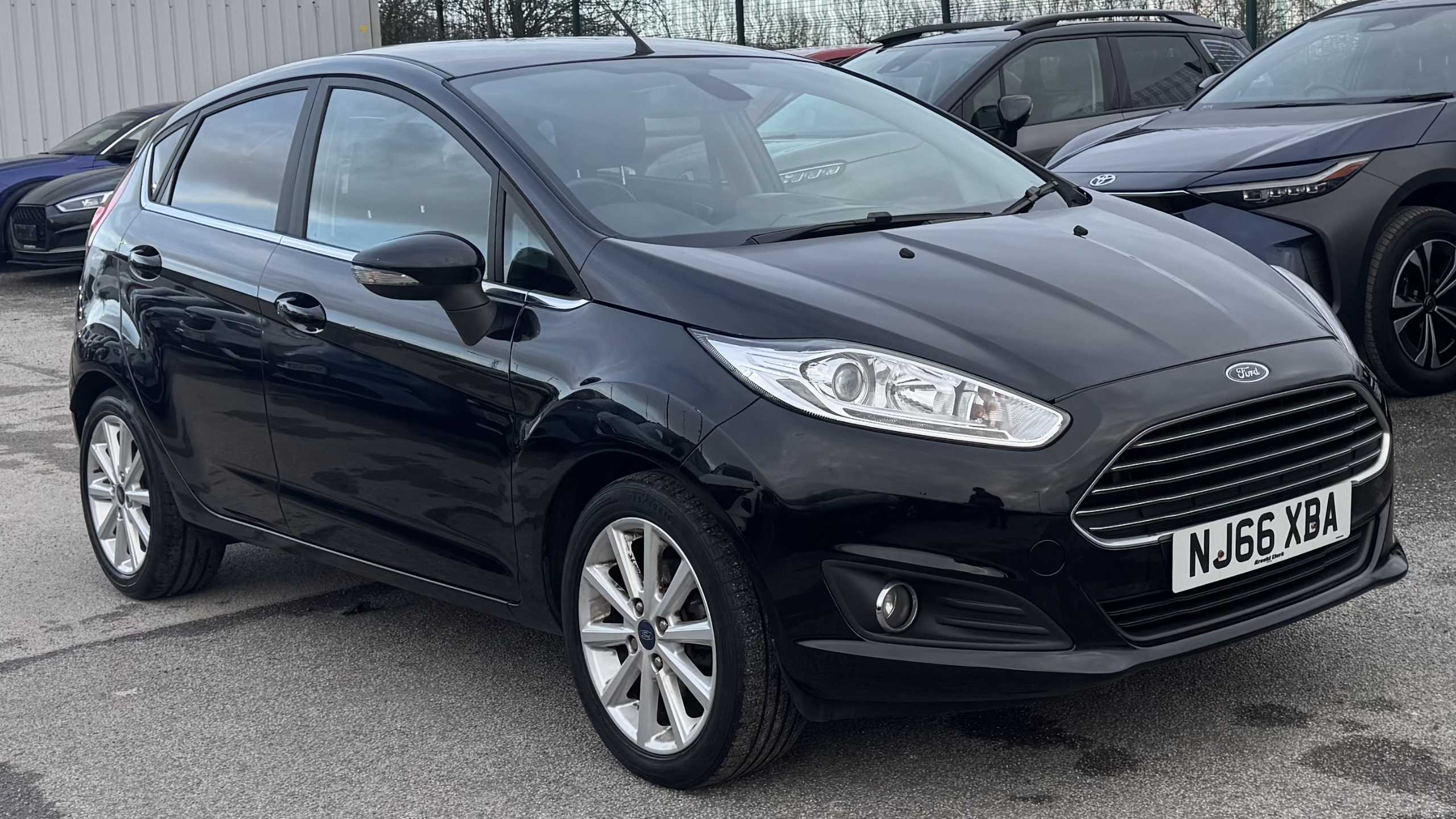 Main listing image - Ford Fiesta