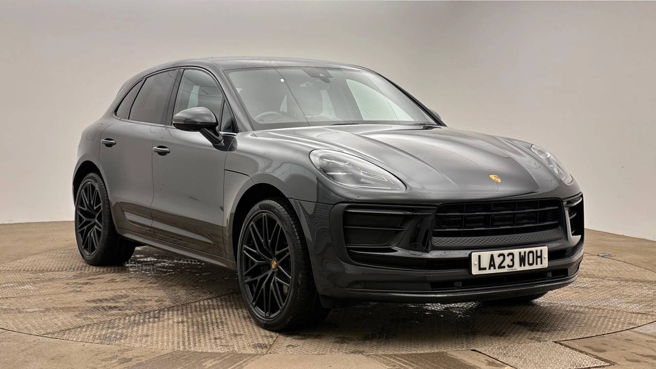 Main listing image - Porsche Macan