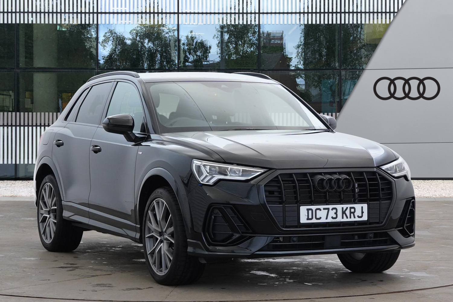 Main listing image - Audi Q3