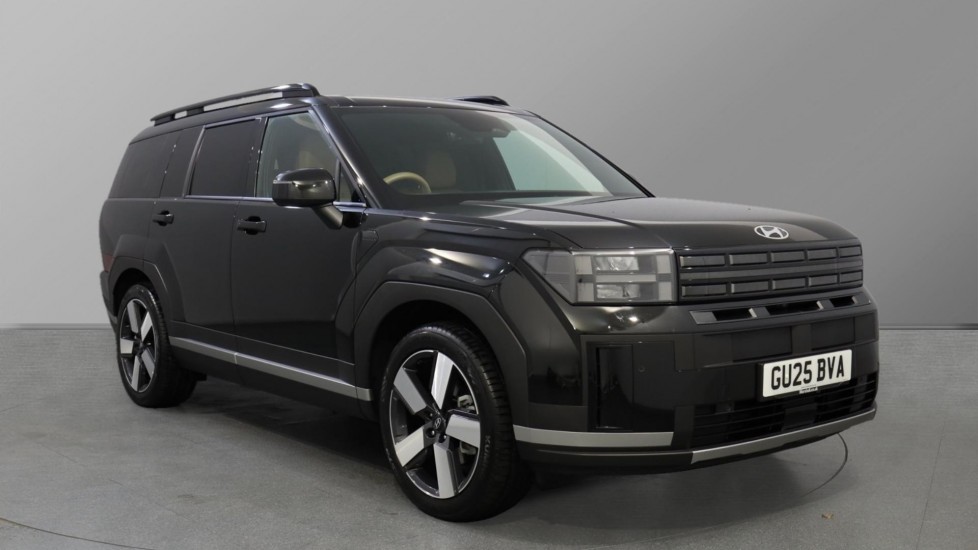 Main listing image - Hyundai Santa Fe