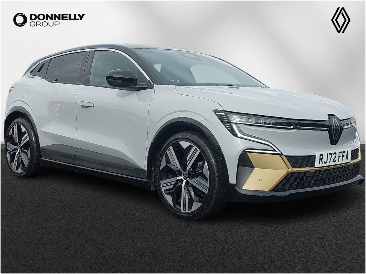 Main listing image - Renault Megane E Tech