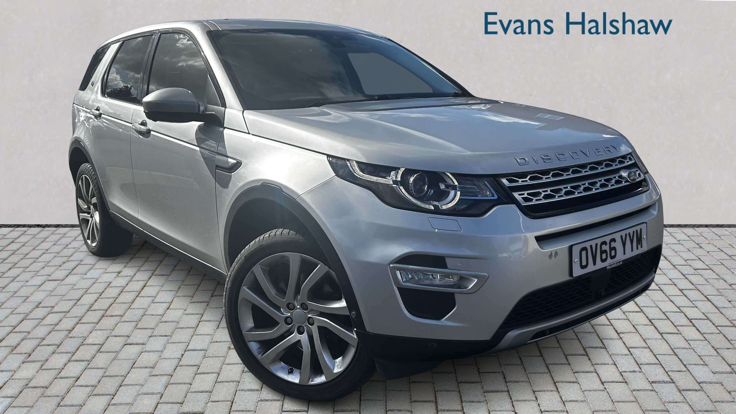 Main listing image - Land Rover Discovery Sport