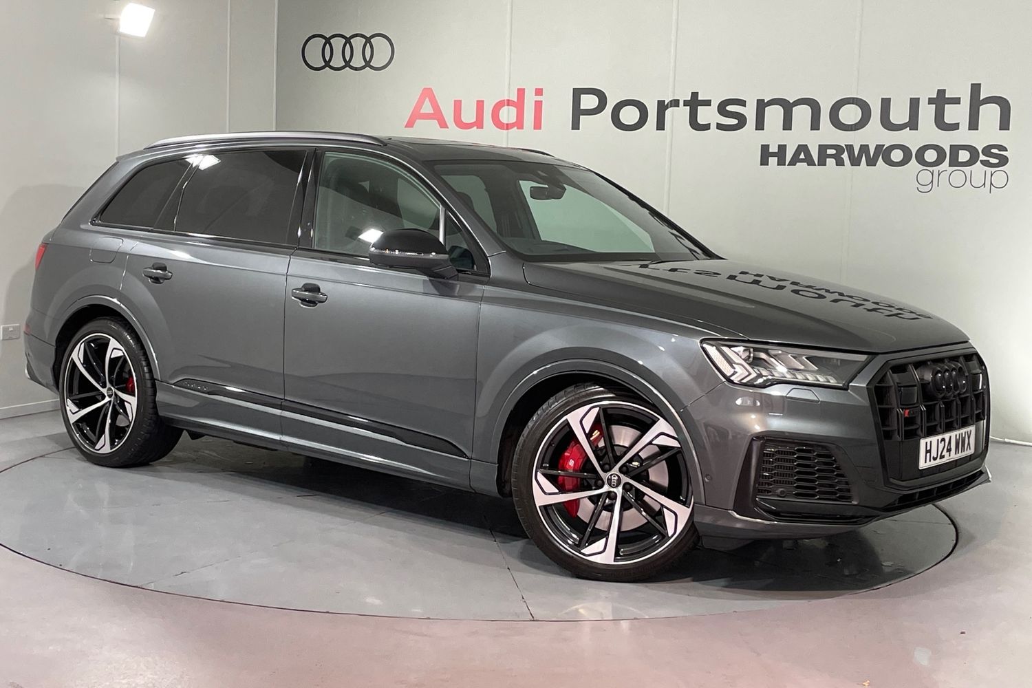 Main listing image - Audi SQ7