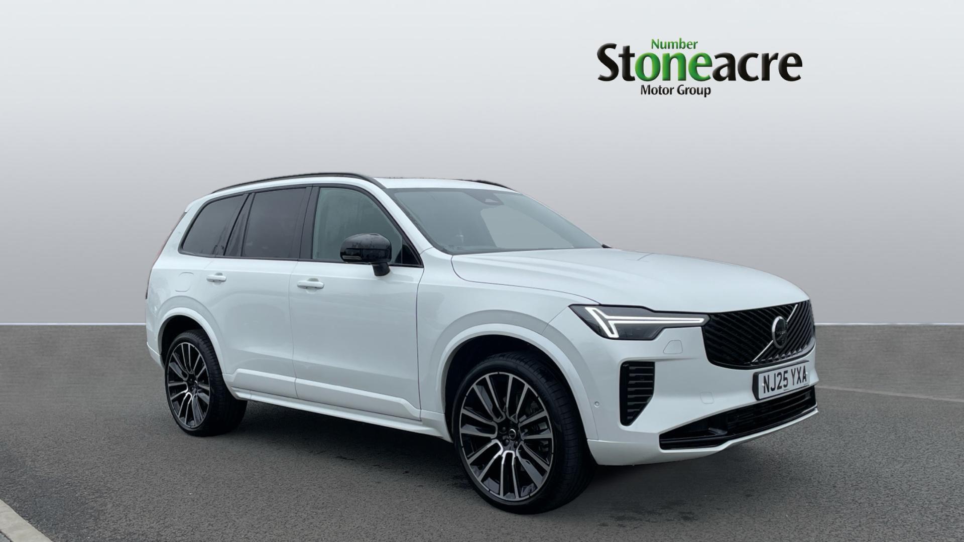 Main listing image - Volvo XC90