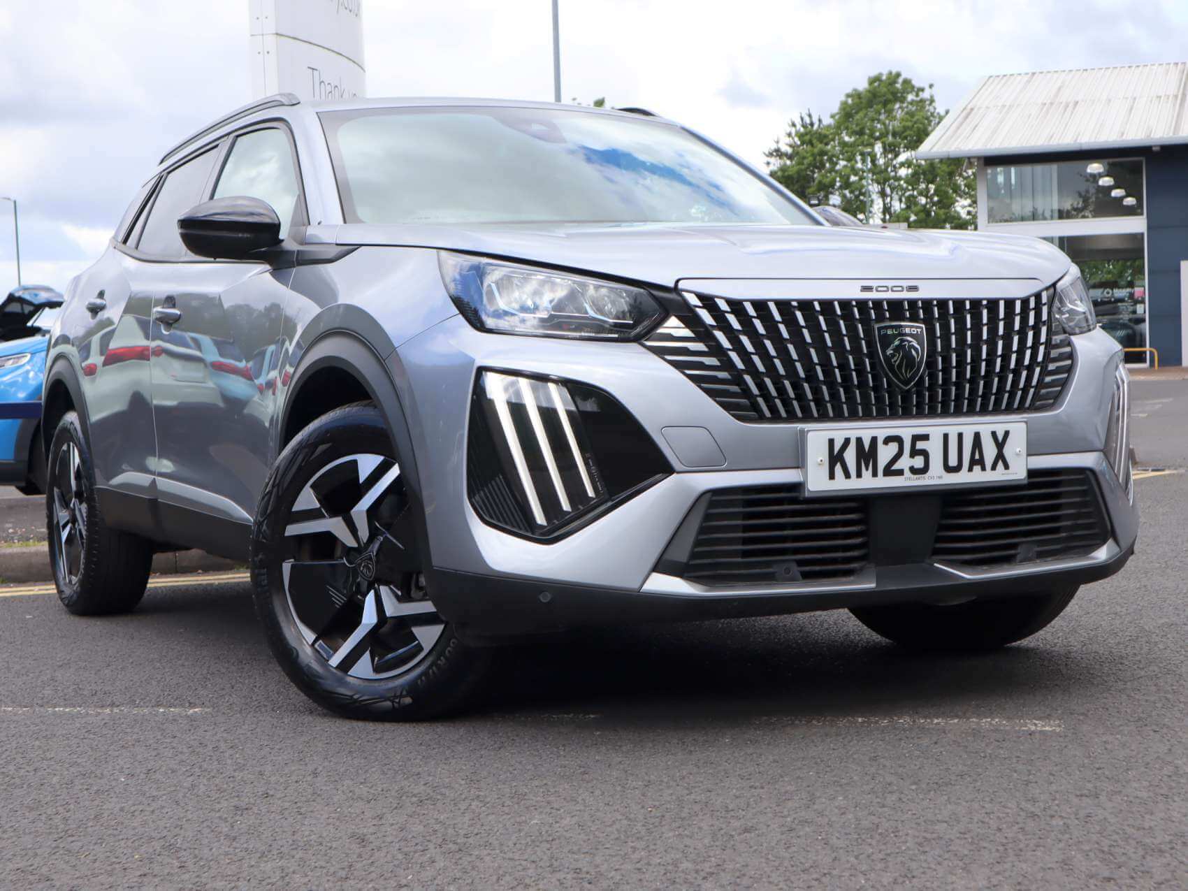 Main listing image - Peugeot 2008
