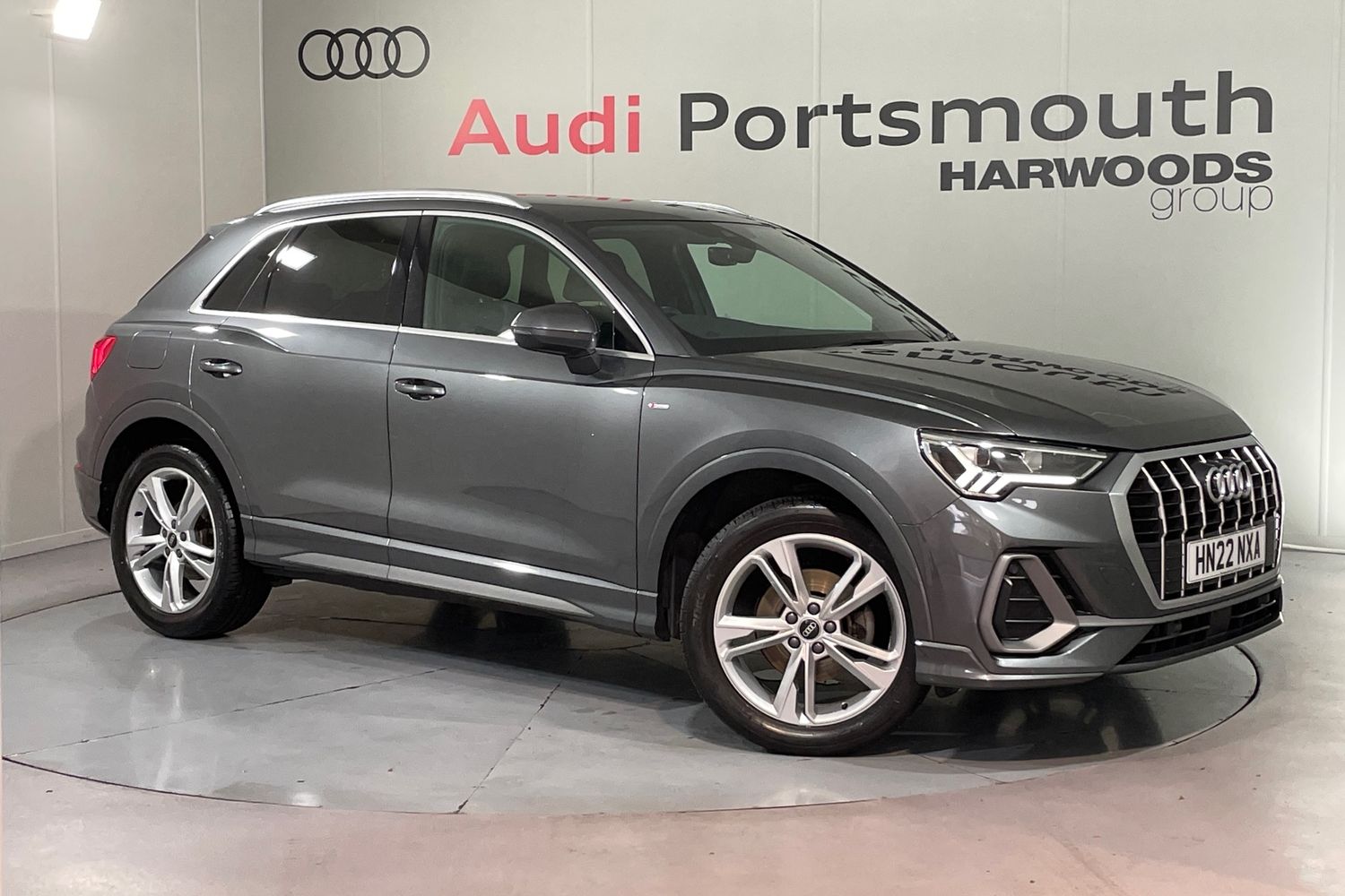 Main listing image - Audi Q3