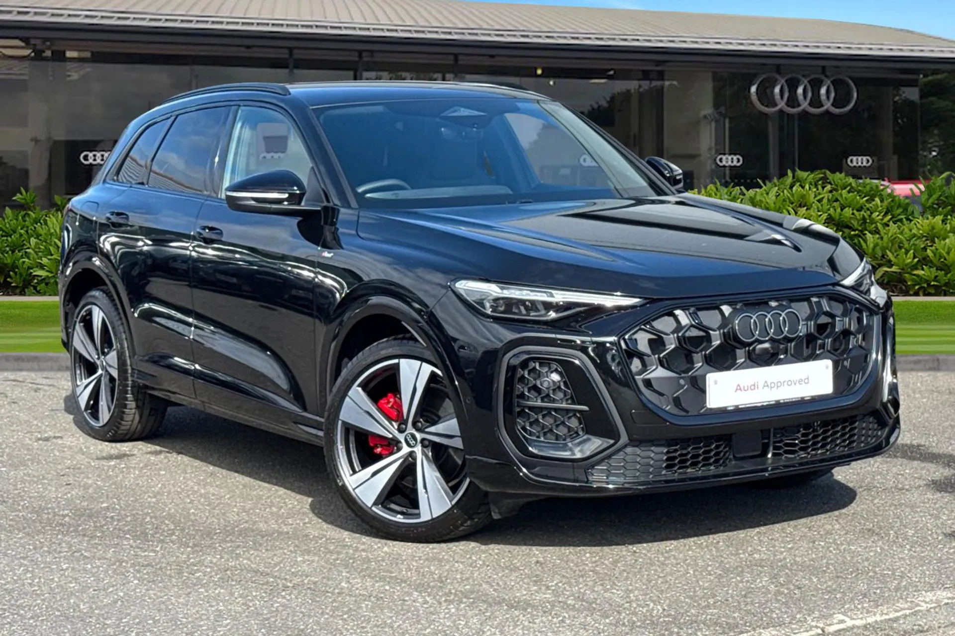 Main listing image - Audi Q5